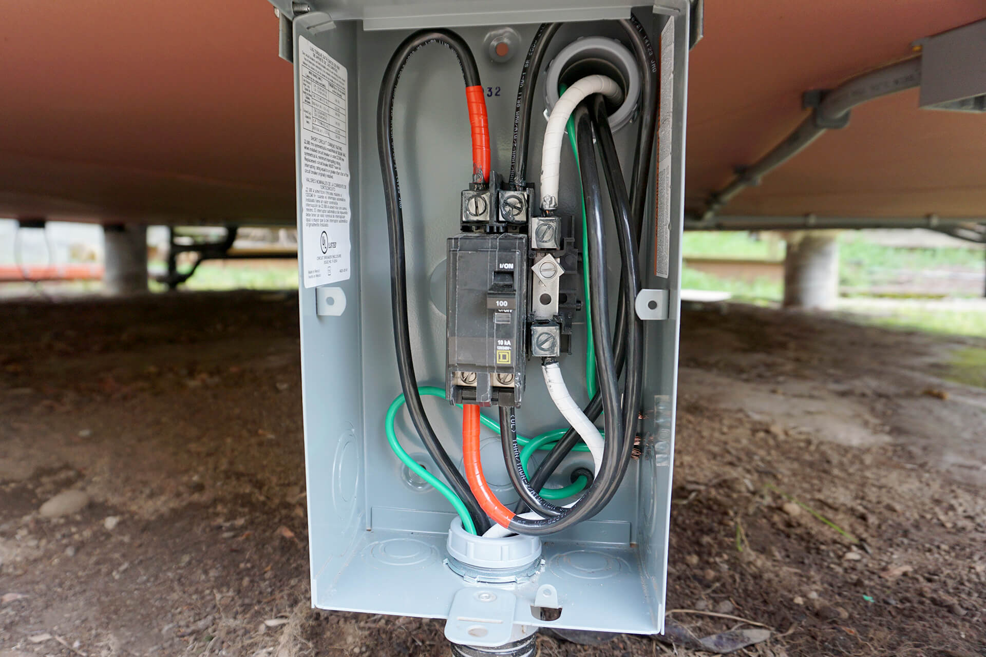 Electrical feeder photo number 10.