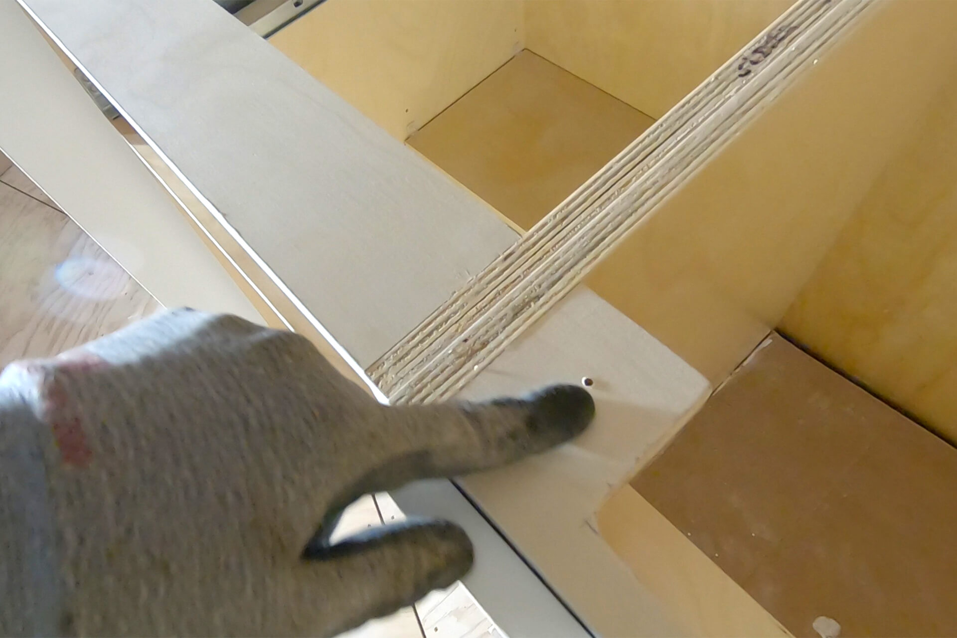 Kitchenette photo number 20.