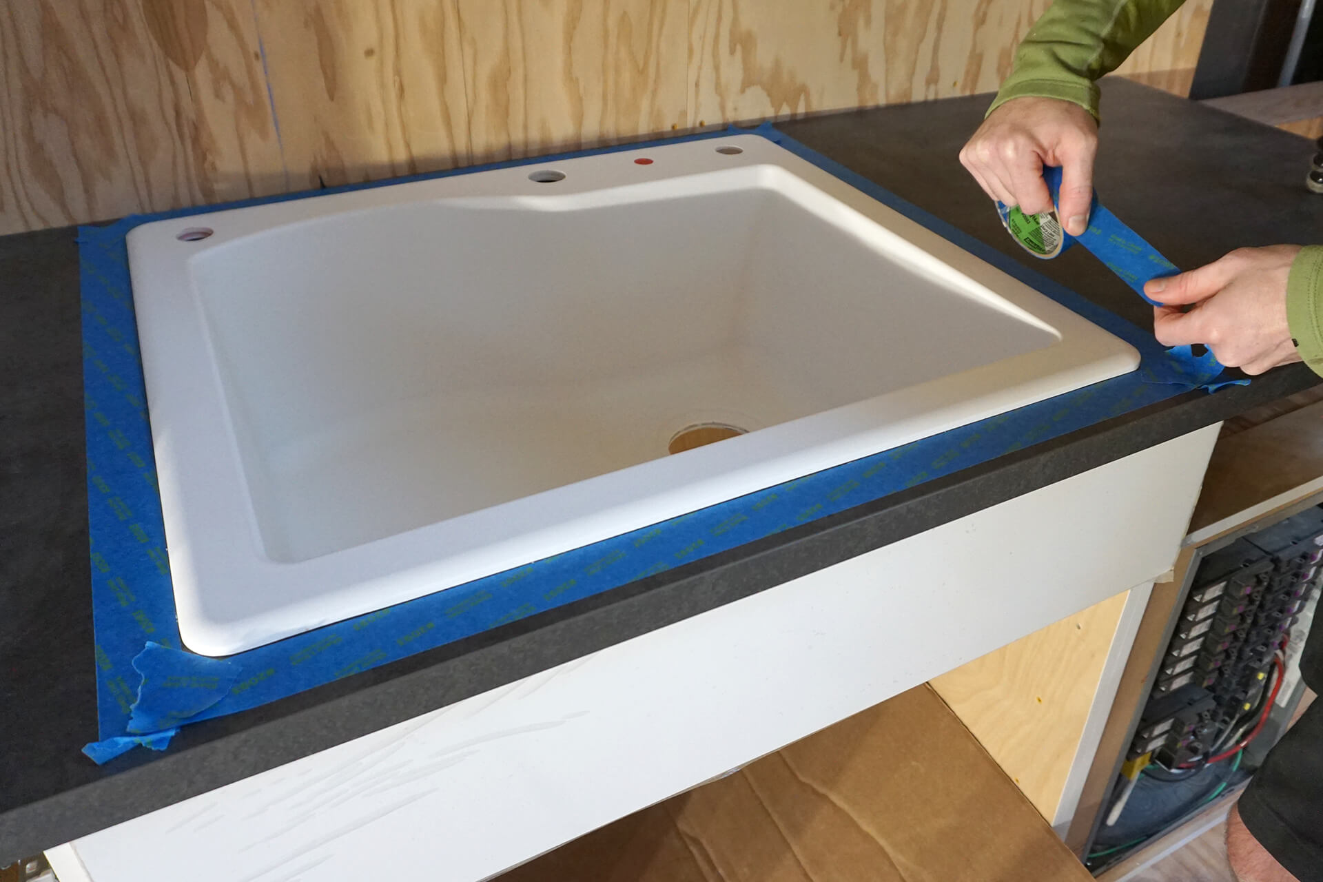 Kitchenette photo number 34.