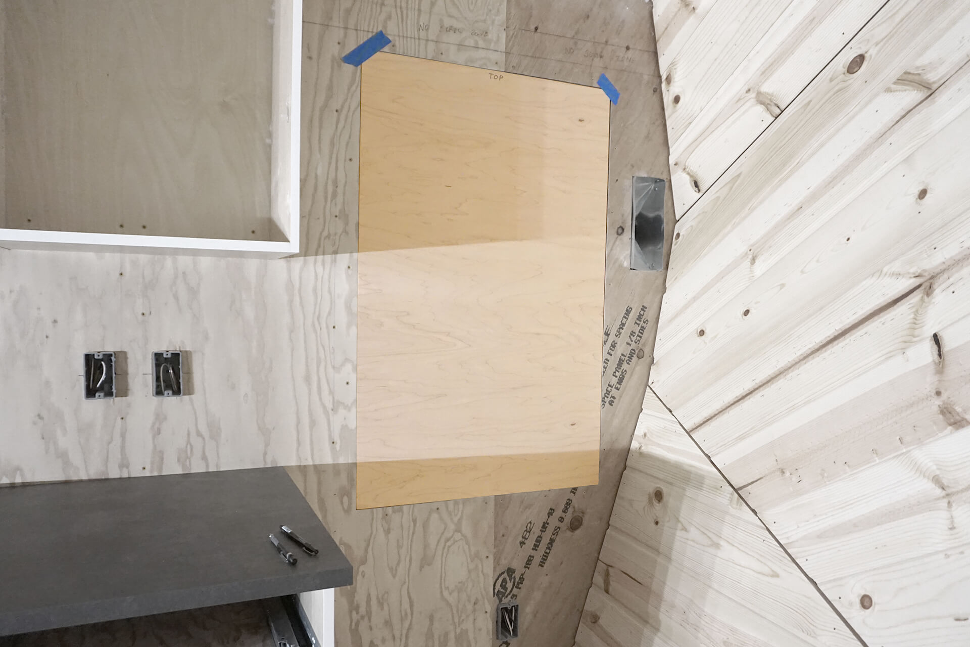 Kitchenette photo number 38.