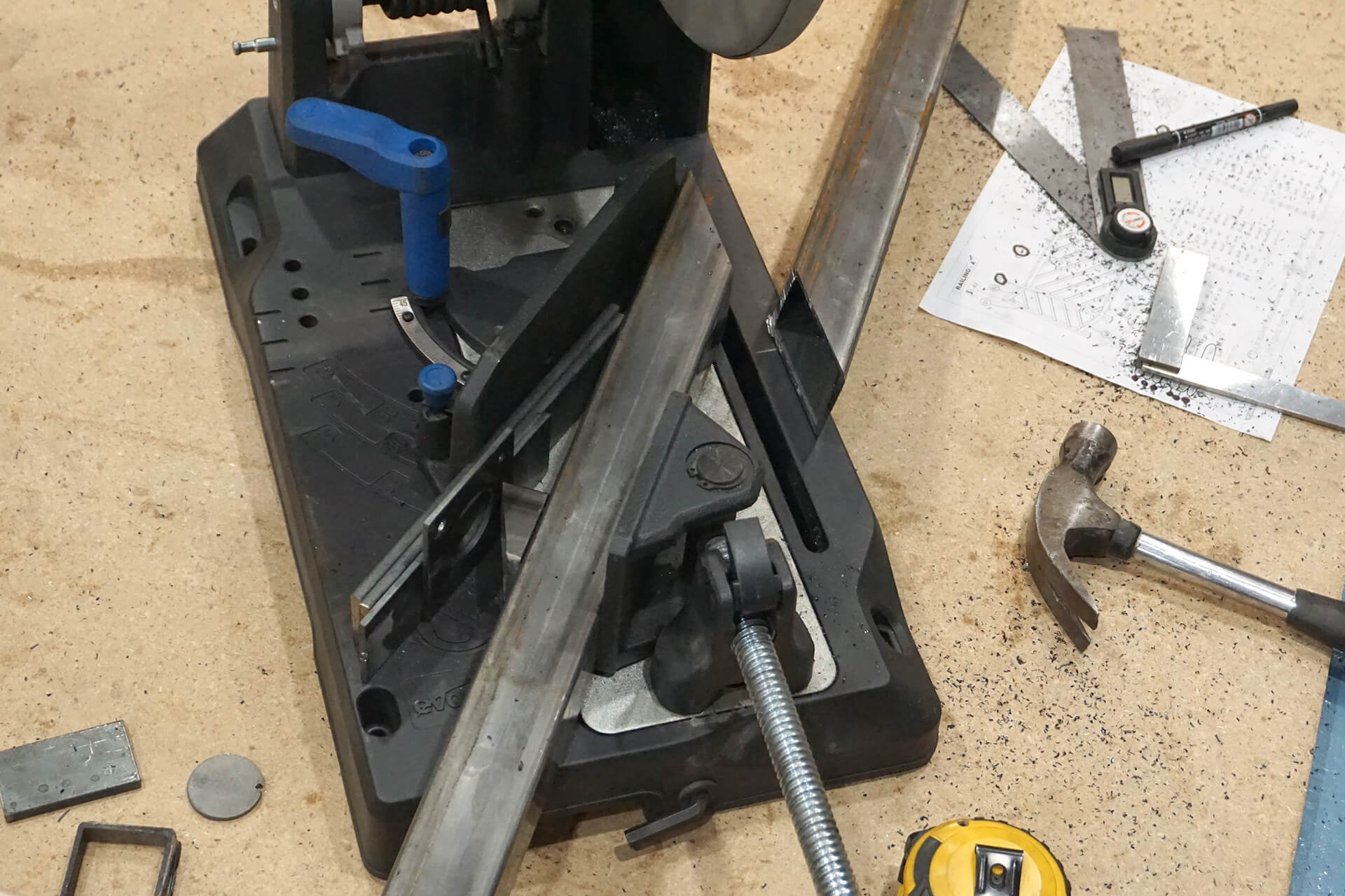 Metalwork railing photo number 04.