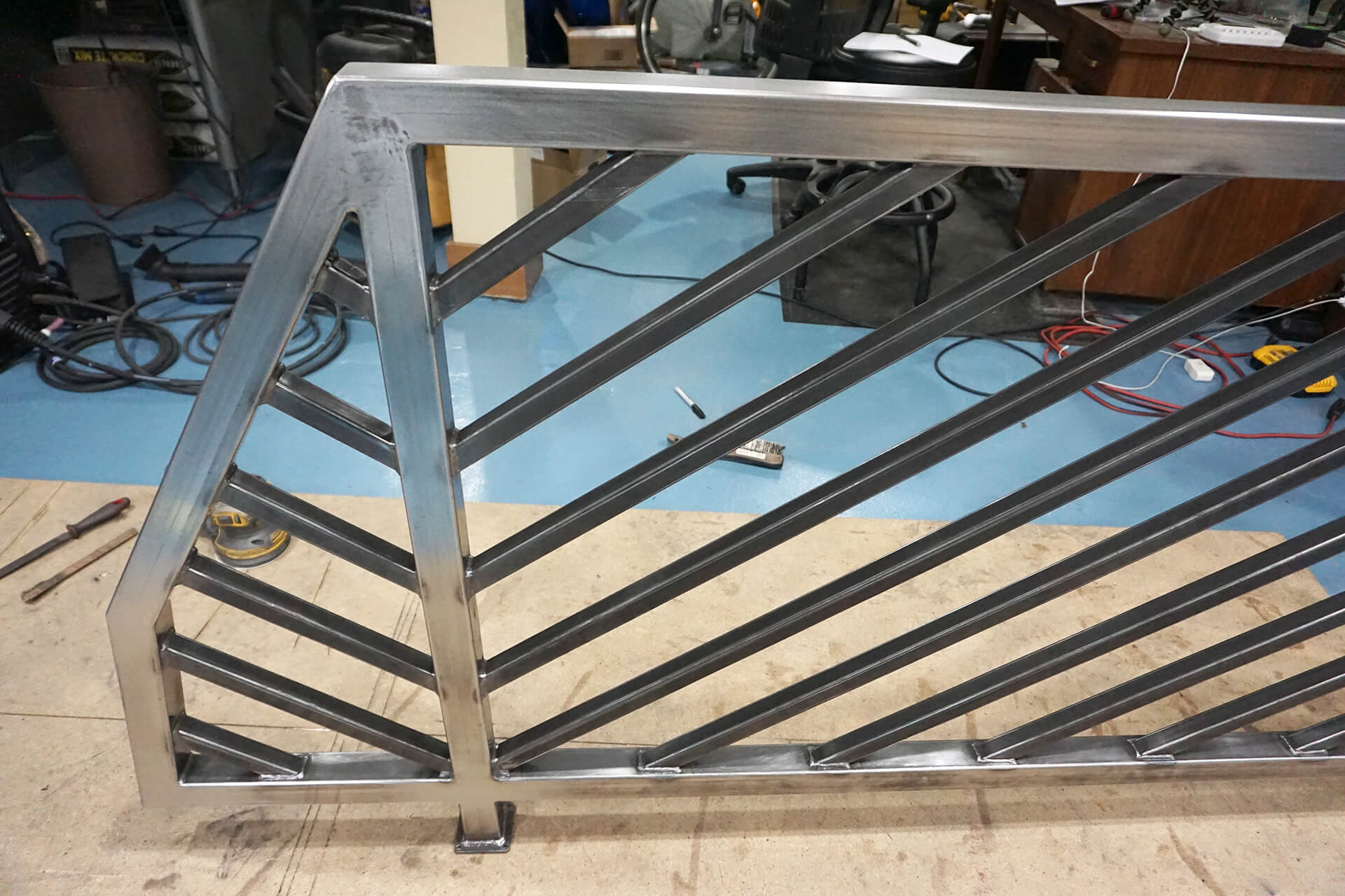 Metalwork railing photo number 34.