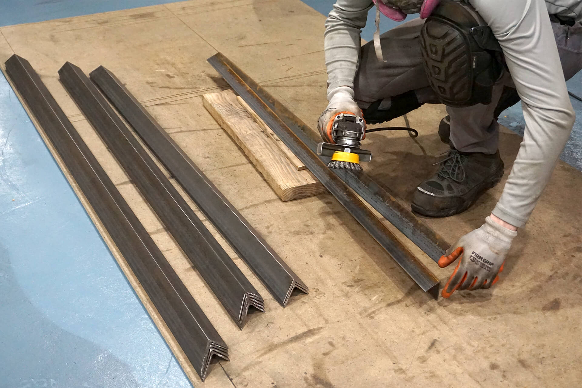 Metalwork trim photo number 02.