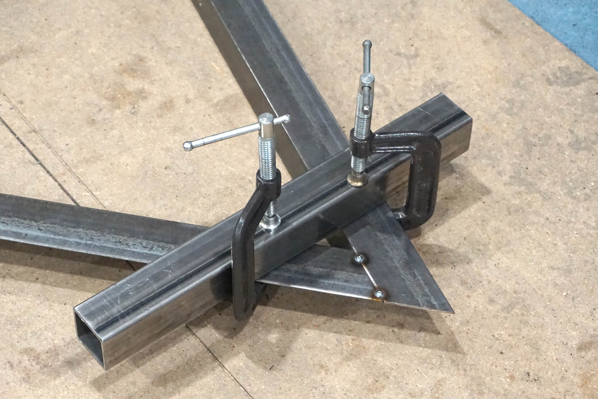 Metalwork trim photo number 09.