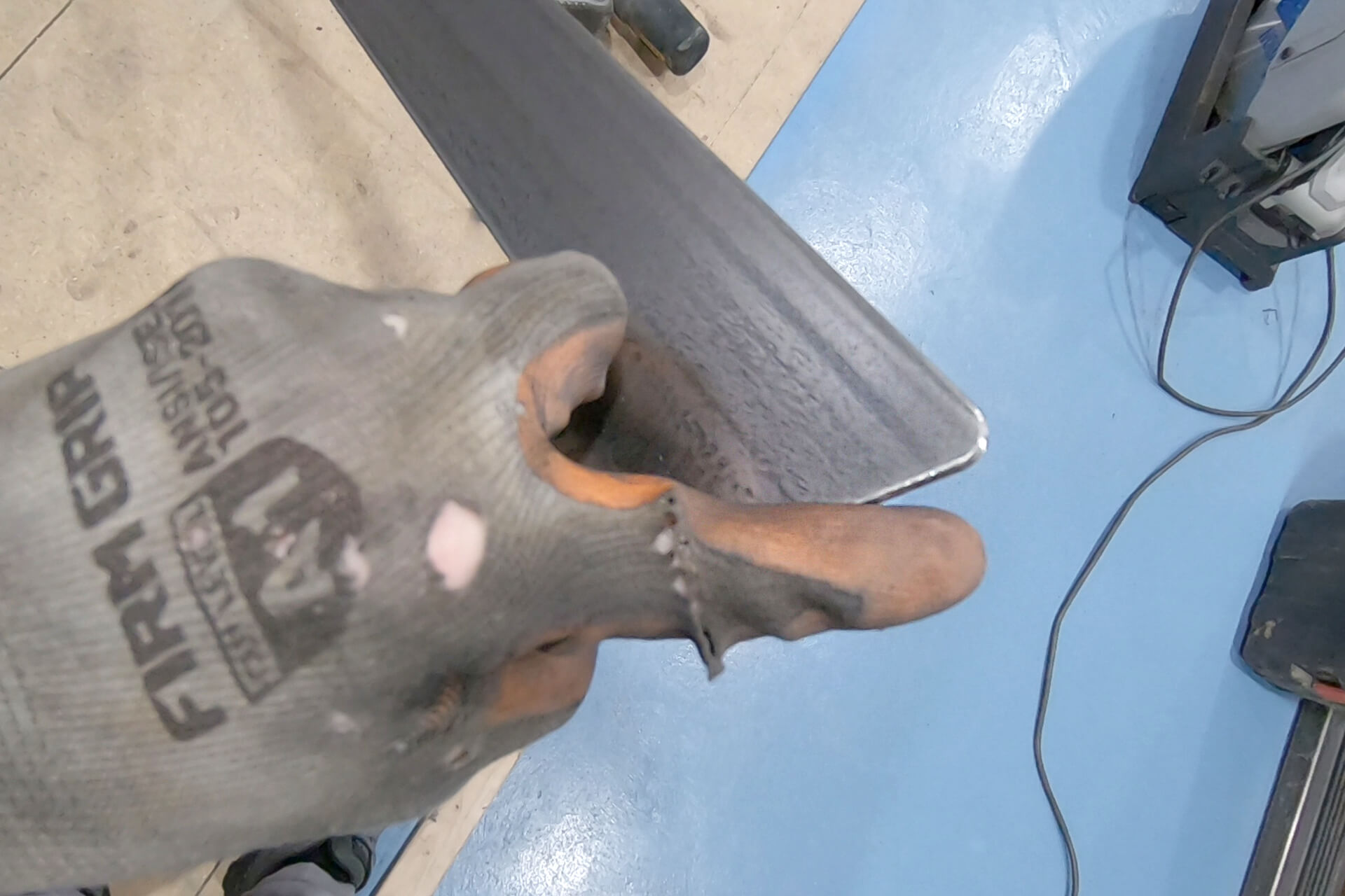 Metalwork trim photo number 13.