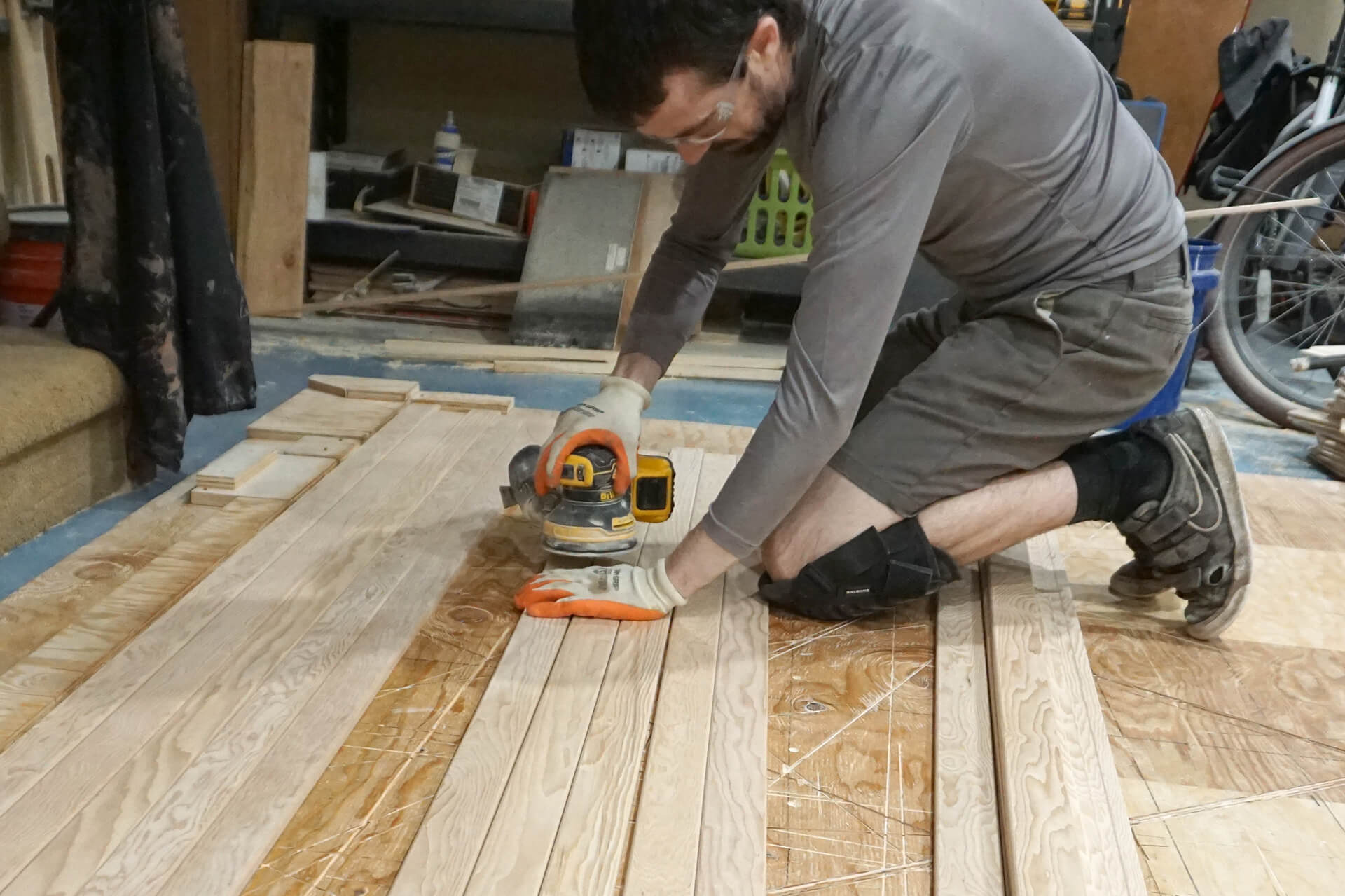 Panel trim photo number 22.