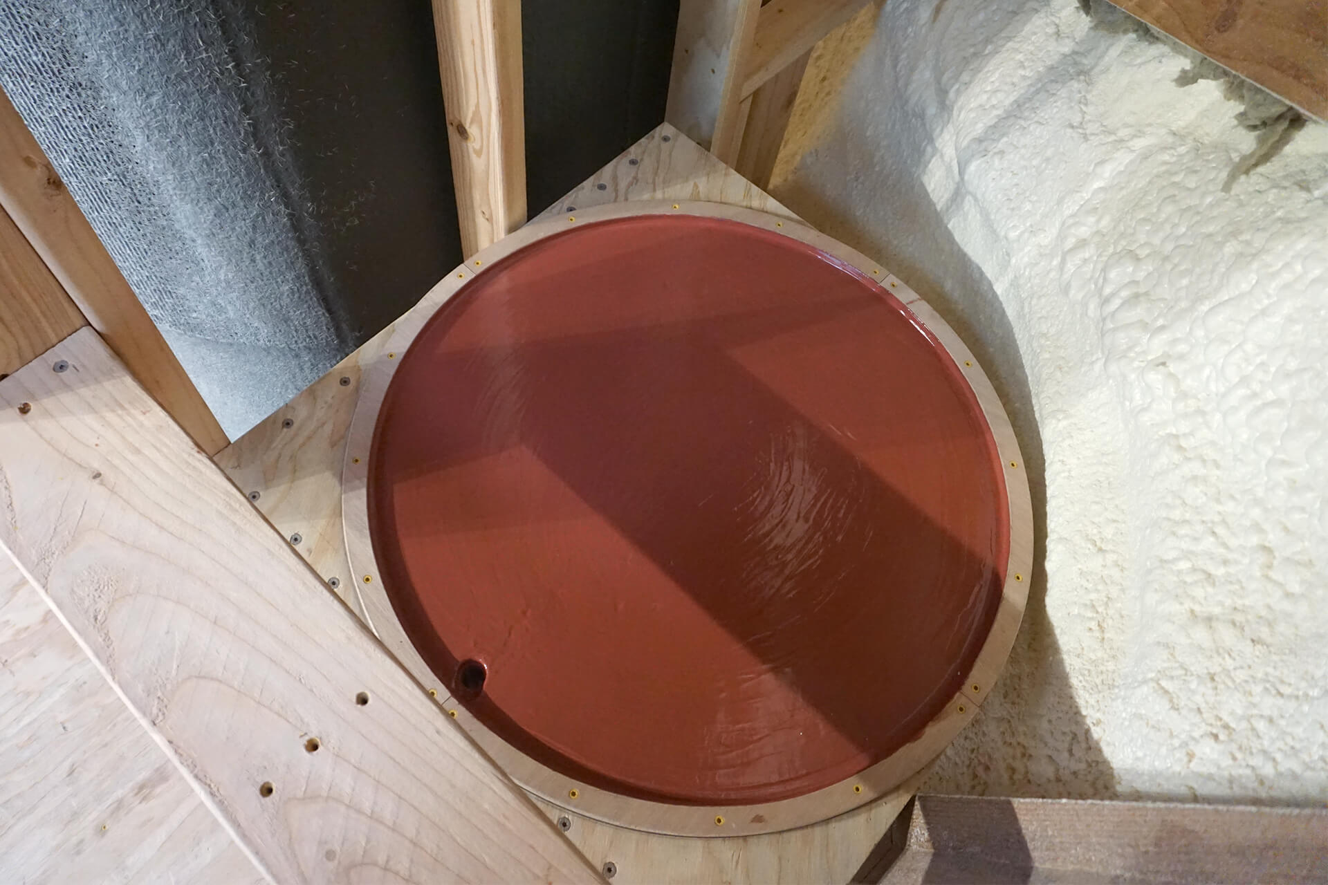 Room framing utility shelf photo number 06.