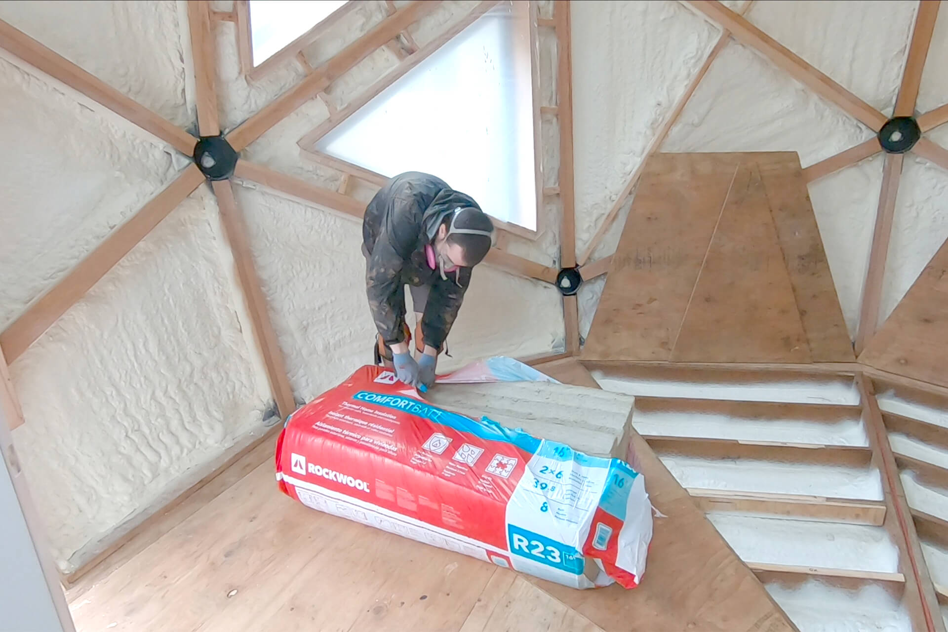 Subfloor photo number 02.