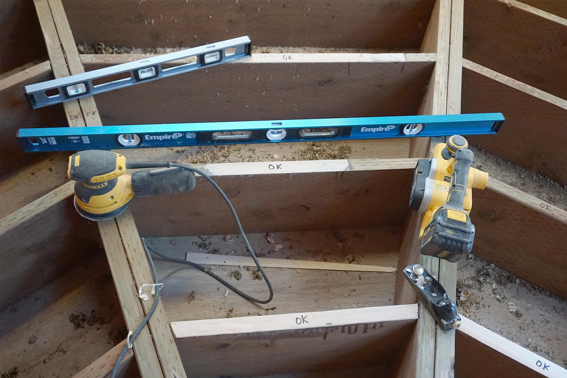 Underfloor photo number 03.