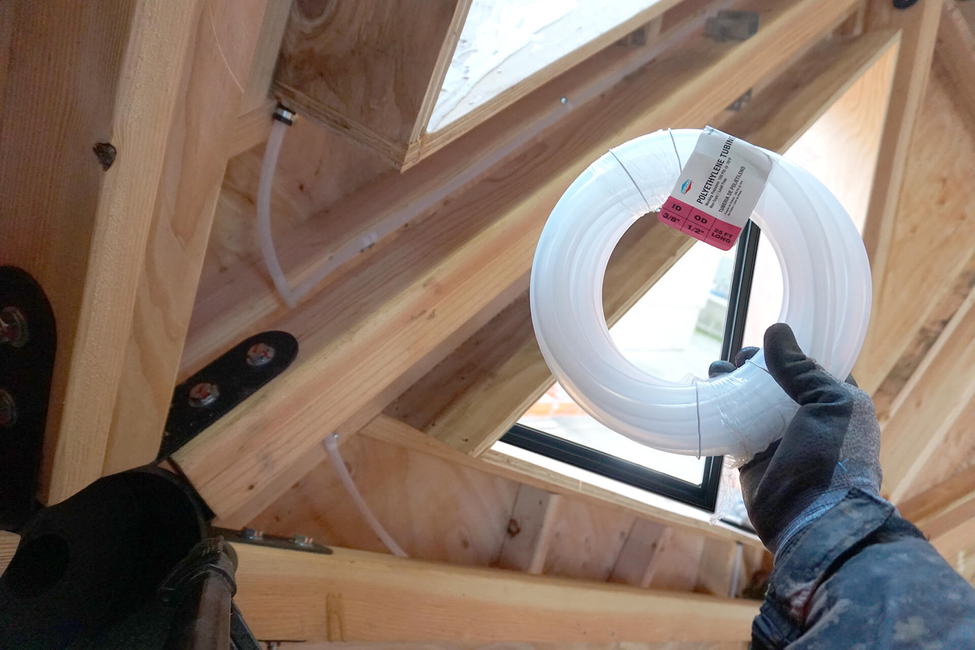 Underfloor photo number 07.