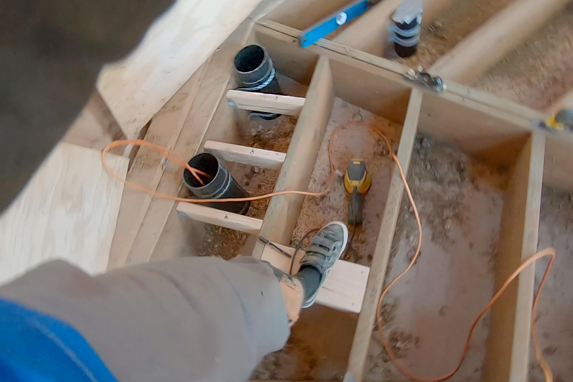 Underfloor photo number 14.