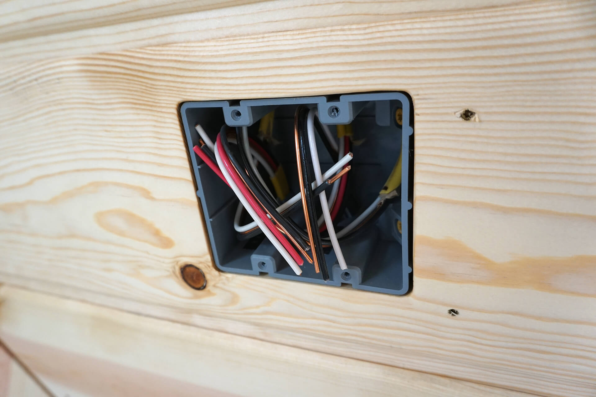 Wood paneling photo number 31.